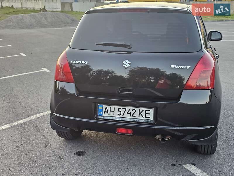 Хетчбек Suzuki Swift 2007 в Вінниці