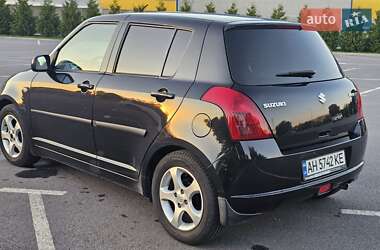 Хэтчбек Suzuki Swift 2007 в 