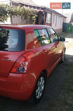 Хэтчбек Suzuki Swift 2008 в 