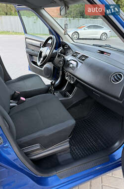 Хетчбек Suzuki Swift 2007 в 