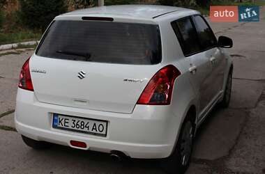 Хэтчбек Suzuki Swift 2009 в 
