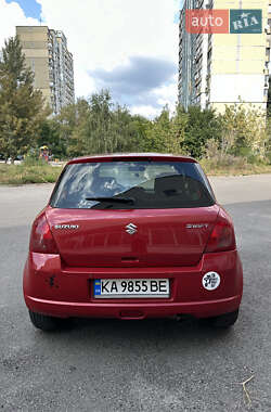 Хэтчбек Suzuki Swift 2006 в 