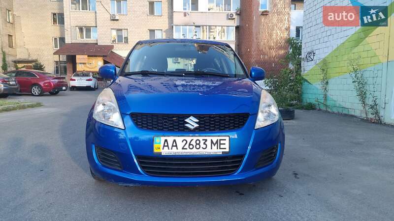 Хетчбек Suzuki Swift 2012 в Києві фото 3 Хетчбек Suzuki Swift 2012 в Києві