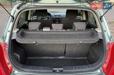 Хэтчбек Suzuki Swift 2011 в 