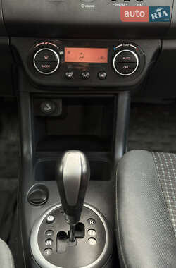 Хэтчбек Suzuki Swift 2006 в 