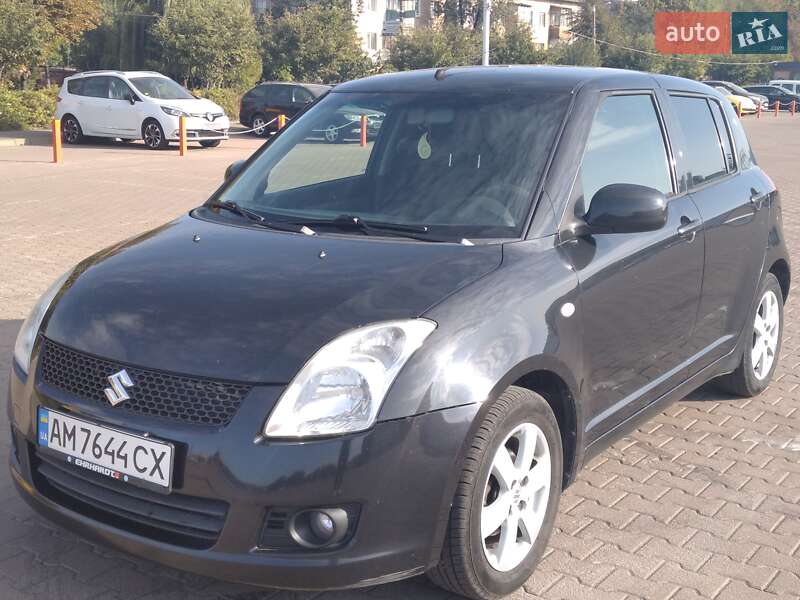 Хэтчбек Suzuki Swift 2009 в Житомире