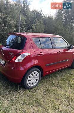 Хетчбек Suzuki Swift 2010 в 