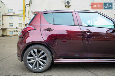 Хетчбек Suzuki Swift 2011 в 