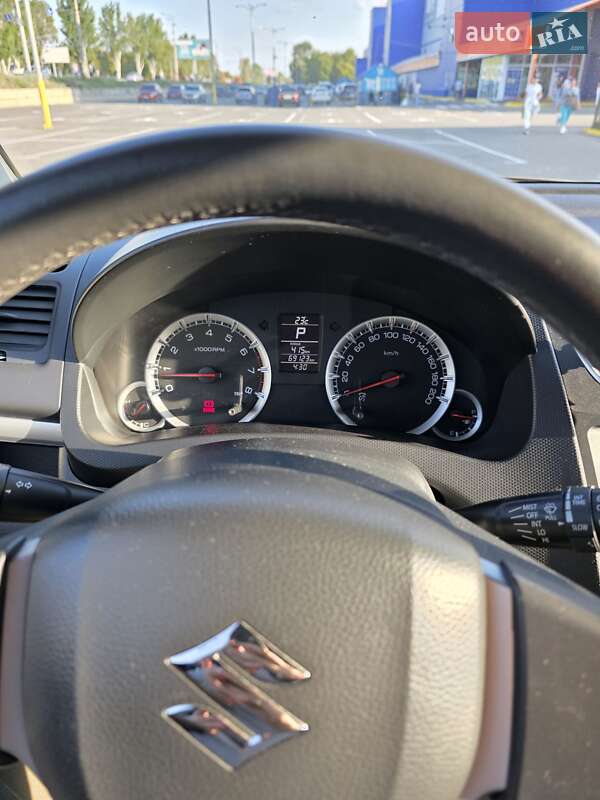 Хетчбек Suzuki Swift 2011 в Львові