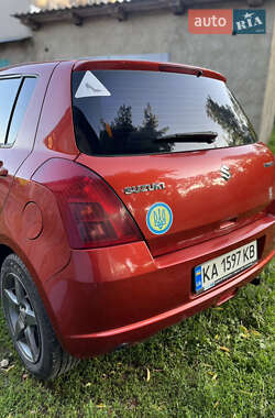 Хэтчбек Suzuki Swift 2007 в 