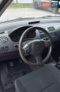 Хэтчбек Suzuki Swift 2007 в 