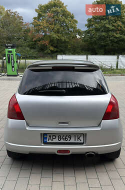 Хэтчбек Suzuki Swift 2007 в 