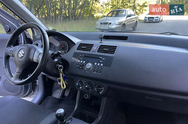 Хетчбек Suzuki Swift 2008 в 