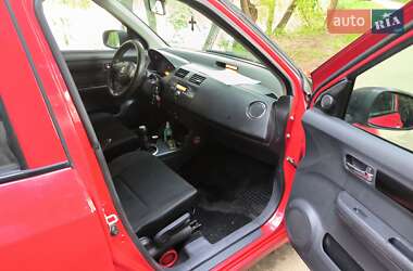 Хэтчбек Suzuki Swift 2006 в 