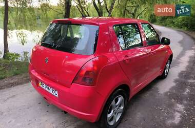 Хэтчбек Suzuki Swift 2006 в 