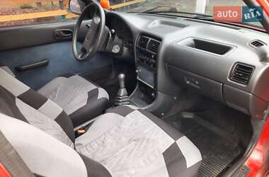 Седан Suzuki Swift 1998 в  фото 14 Седан Suzuki Swift 1998 в