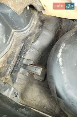 Хэтчбек Suzuki Swift 1997 в 