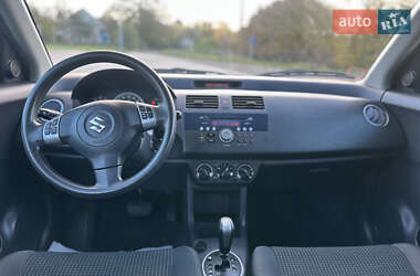 Хетчбек Suzuki Swift 2006 в 