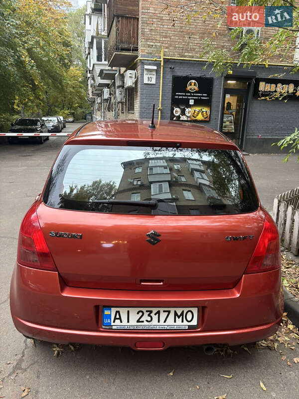Хетчбек Suzuki Swift 2007 в Києві