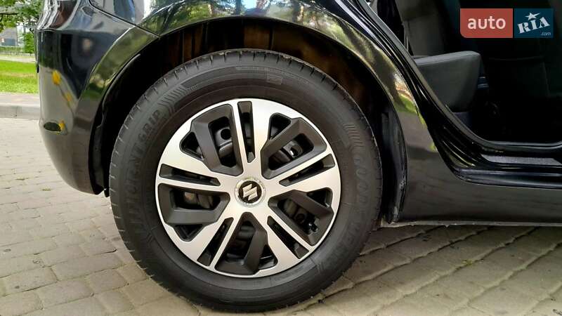 Хэтчбек Suzuki Swift 2012 в Броварах