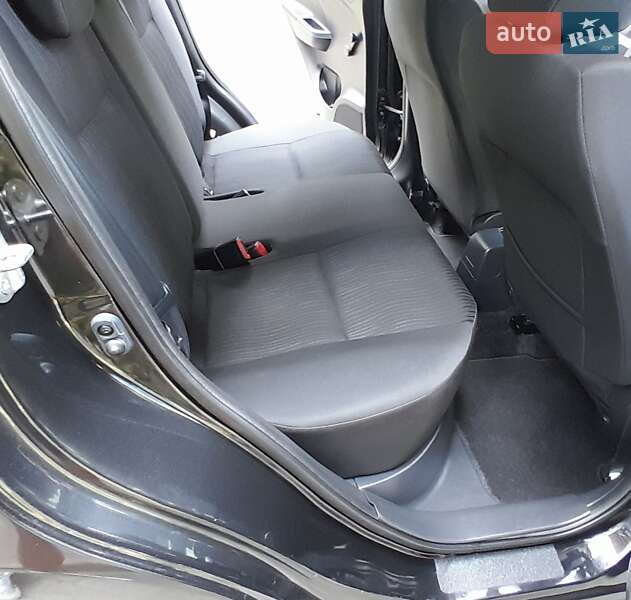 Хэтчбек Suzuki Swift 2012 в Броварах