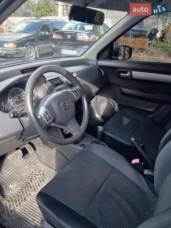 Хетчбек Suzuki Swift 2006 в Хмельницькому фото 13 Хетчбек Suzuki Swift 2006 в Хмельницькому