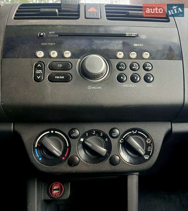 Хетчбек Suzuki Swift 2008 в Києві фото 6 Хетчбек Suzuki Swift 2008 в Києві