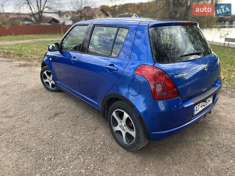 Хэтчбек Suzuki Swift 2006 в Коломые