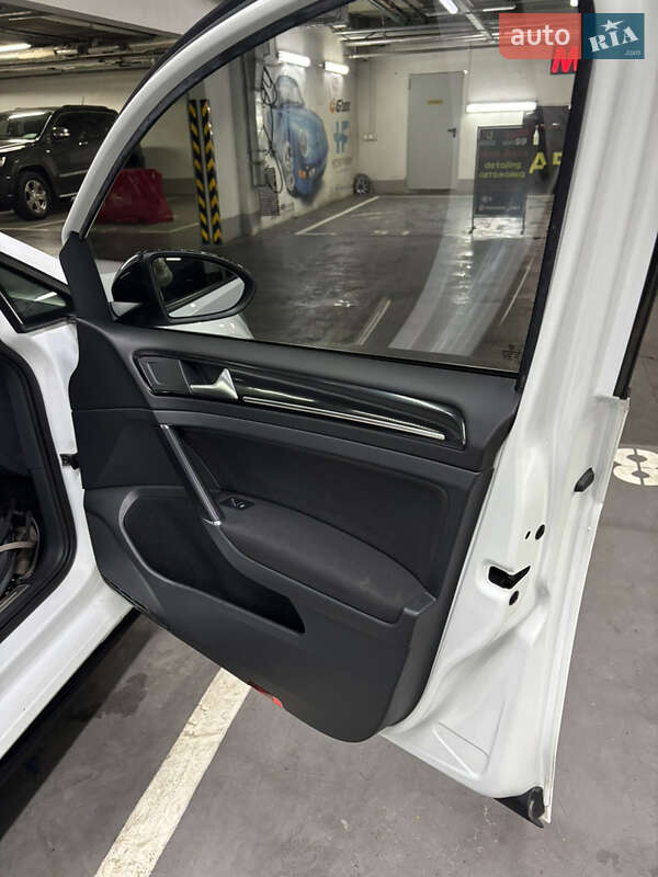 Хэтчбек Suzuki Swift 2014 в Киеве фото 33 Хэтчбек Suzuki Swift 2014 в Киеве