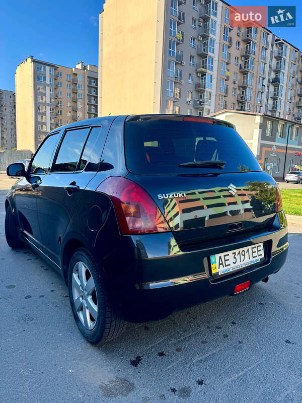 Хетчбек Suzuki Swift 2008 в Дніпрі