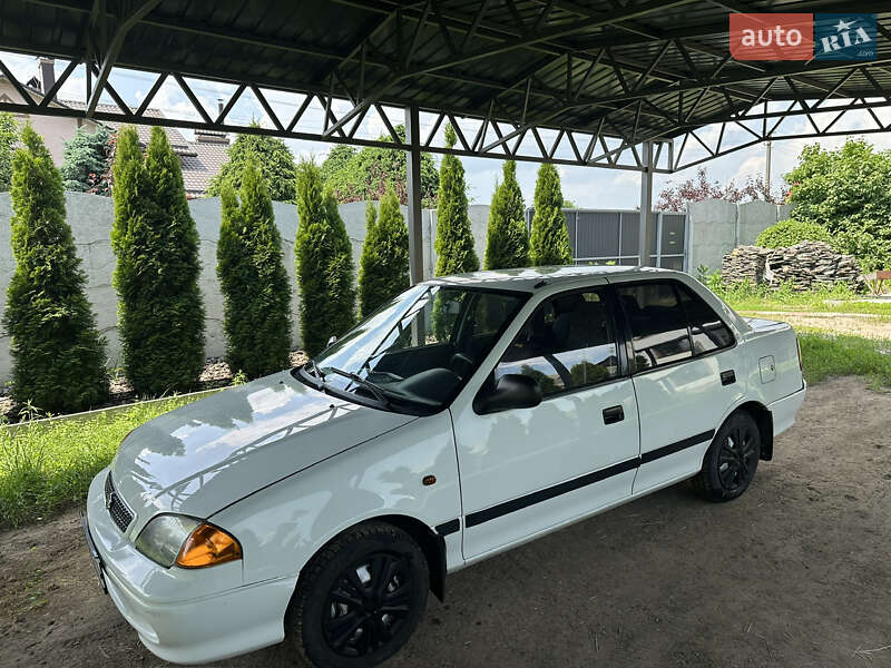 Седан Suzuki Swift 2001 в Броварах фото 7 Седан Suzuki Swift 2001 в Броварах