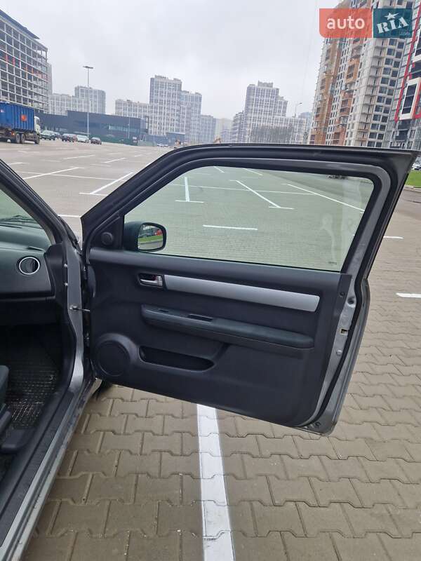 Хетчбек Suzuki Swift 2008 в Києві фото 12 Хетчбек Suzuki Swift 2008 в Києві