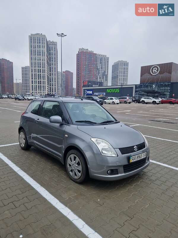 Хетчбек Suzuki Swift 2008 в Києві фото 3 Хетчбек Suzuki Swift 2008 в Києві