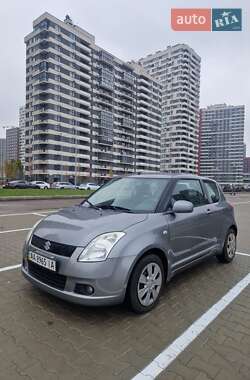 Хетчбек Suzuki Swift 2008 в Києві