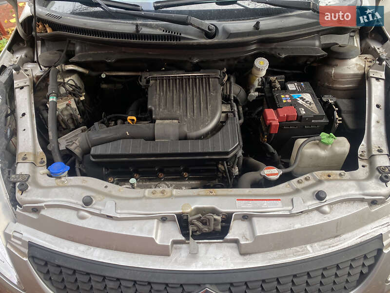 Хетчбек Suzuki Swift 2014 в Одесі