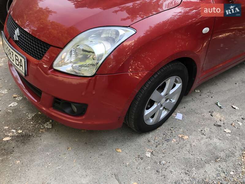 Хэтчбек Suzuki Swift 2008 в Киеве фото 3 Хэтчбек Suzuki Swift 2008 в Киеве