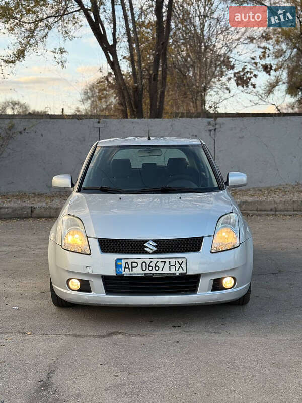 Хетчбек Suzuki Swift 2006 в Запоріжжі