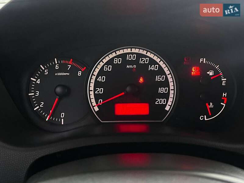 Хетчбек Suzuki Swift 2006 в Дніпрі фото 17 Хетчбек Suzuki Swift 2006 в Дніпрі