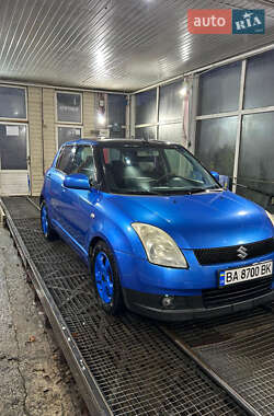Хэтчбек Suzuki Swift 2005 в Кропивницком