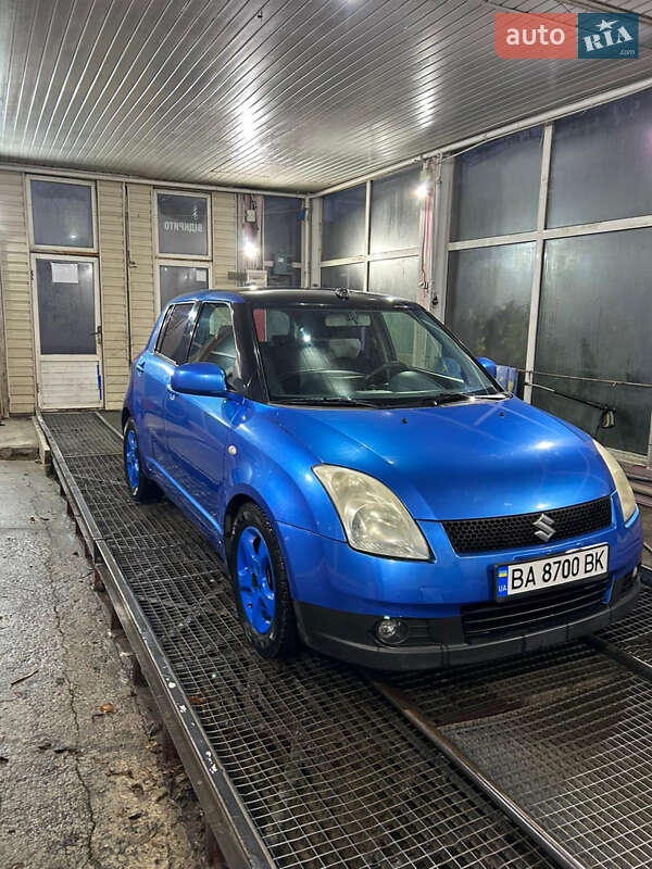 Хэтчбек Suzuki Swift 2005 в Кропивницком фото 12 Хэтчбек Suzuki Swift 2005 в Кропивницком