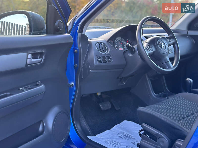 Хетчбек Suzuki Swift 2006 в Старокостянтинові