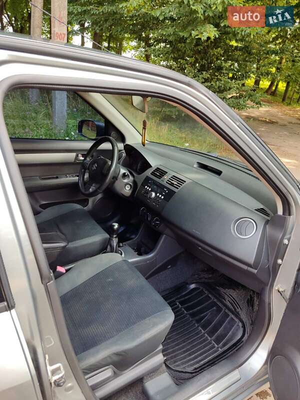 Хэтчбек Suzuki Swift 2008 в Тлумаче фото 6 Хэтчбек Suzuki Swift 2008 в Тлумаче