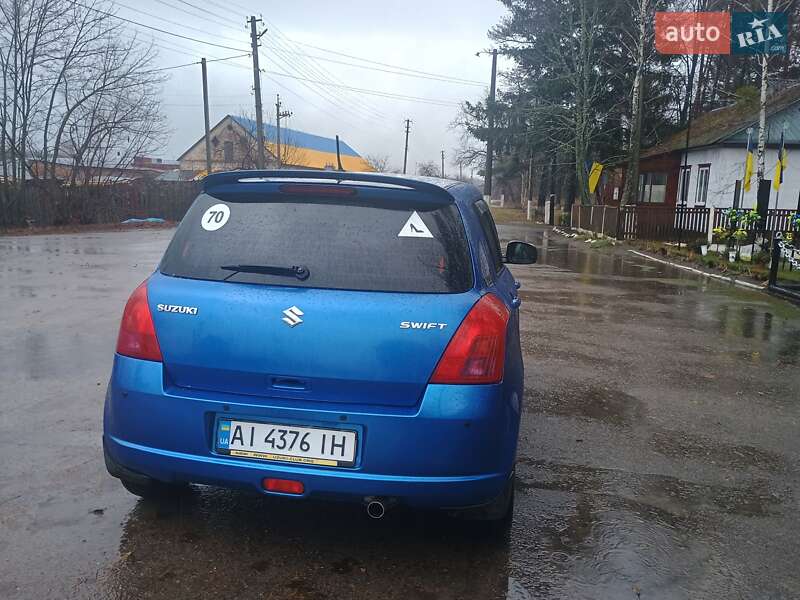 Хетчбек Suzuki Swift 2007 в Києві