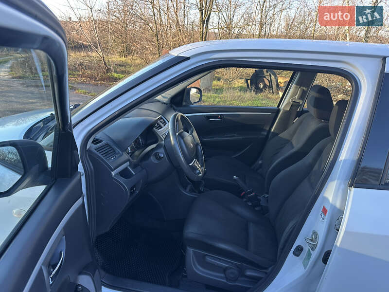 Хетчбек Suzuki Swift 2011 в Звенигородці