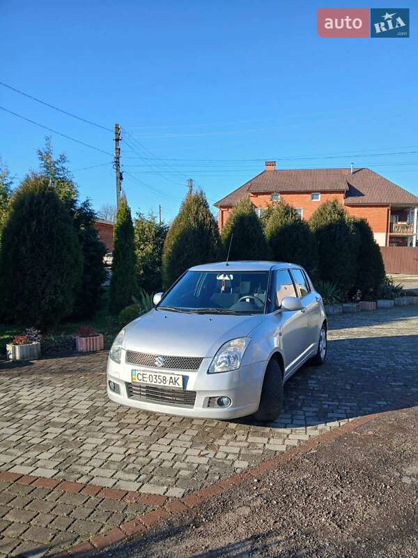Хетчбек Suzuki Swift 2008 в Чернівцях