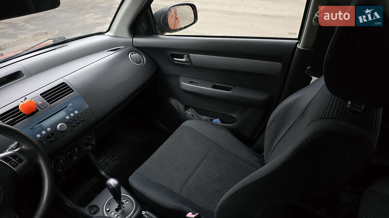 Хетчбек Suzuki Swift 2005 в Львові фото 11 Хетчбек Suzuki Swift 2005 в Львові