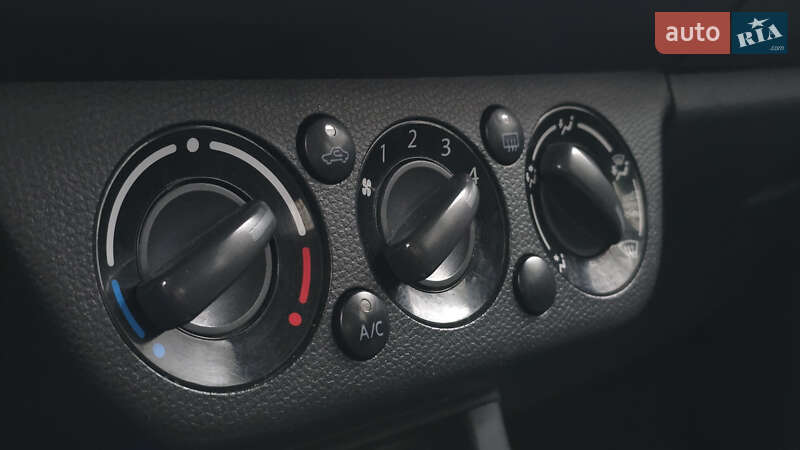 Хетчбек Suzuki Swift 2005 в Львові фото 17 Хетчбек Suzuki Swift 2005 в Львові