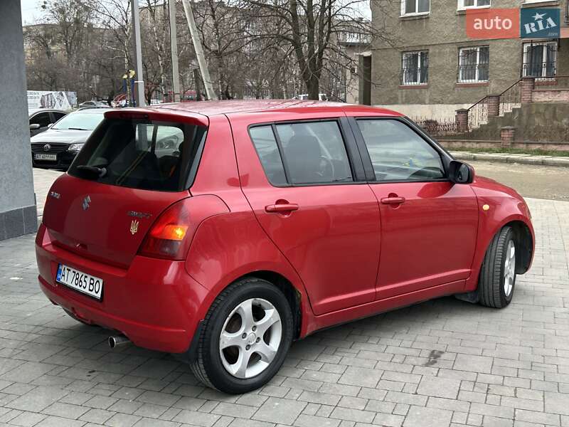 Хэтчбек Suzuki Swift 2005 в Ивано-Франковске фото 10 Хэтчбек Suzuki Swift 2005 в Ивано-Франковске