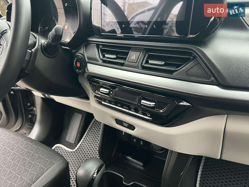 Хэтчбек Suzuki Swift 2024 в Виннице