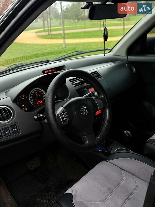 Хэтчбек Suzuki Swift 2007 в Кременчуге фото 3 Хэтчбек Suzuki Swift 2007 в Кременчуге